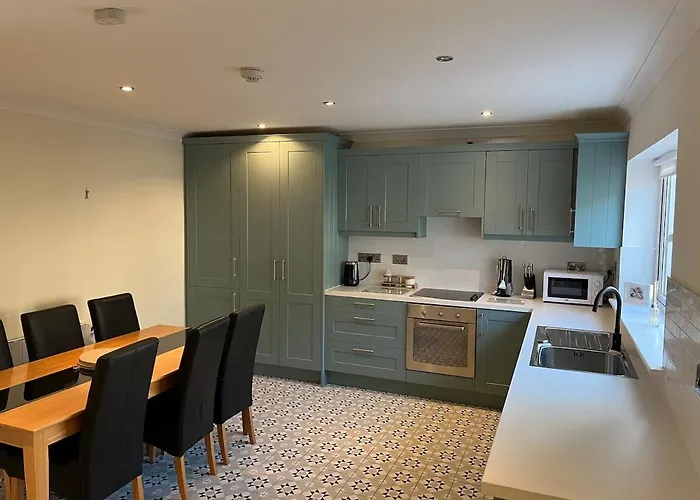 Stylish 3-Bed Home Walk To Lahinch Village